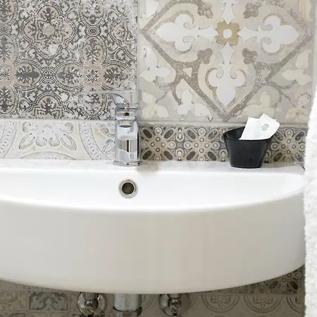 Residenza Le Rondini فلورنس