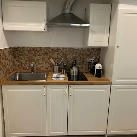 Domus Plaza Guest house