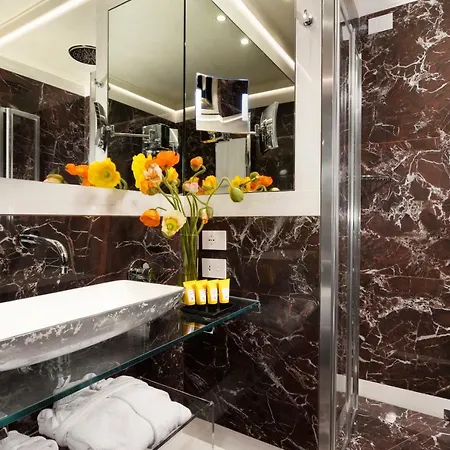 Ponte Vecchio Suites&spa Hotel 4*