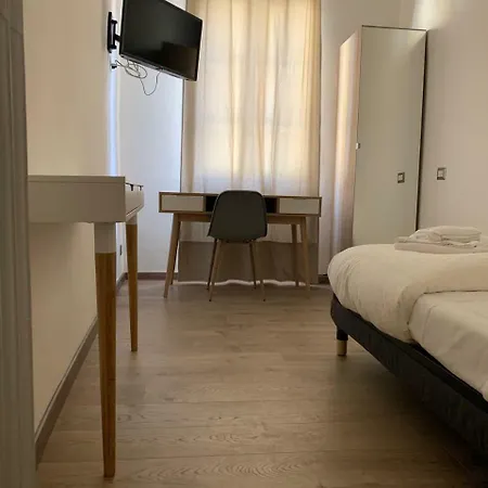 Domus Plaza Guest house