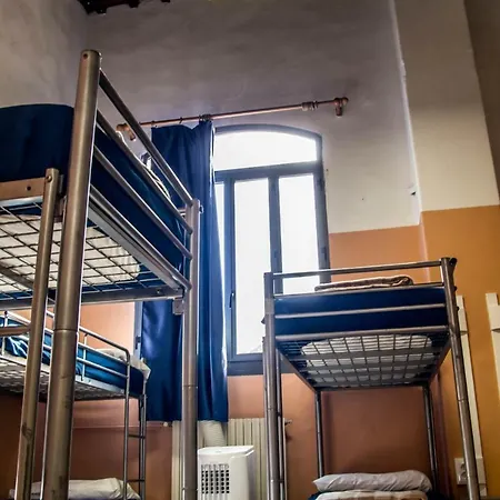 Santa Monaca Hostel