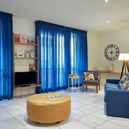 Aparthotel Leopoldo 3*