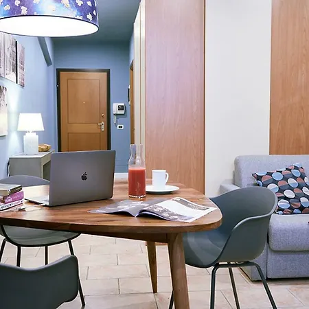 Aparthotel Leopoldo Florencie