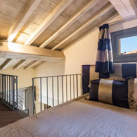 - Elegant Giotto Apartment Florence