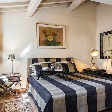 - Elegant Giotto Apartment *