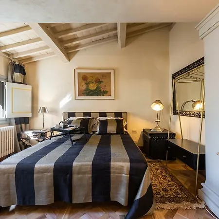 - Elegant Giotto Apartment Florence
