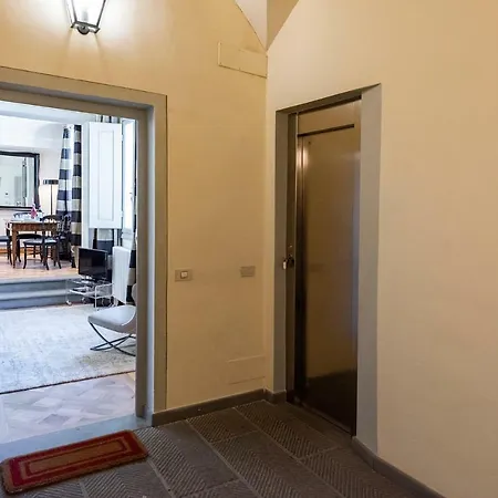 Apartment - Elegant Giotto *