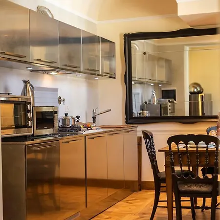 - Elegant Giotto Apartment Florence