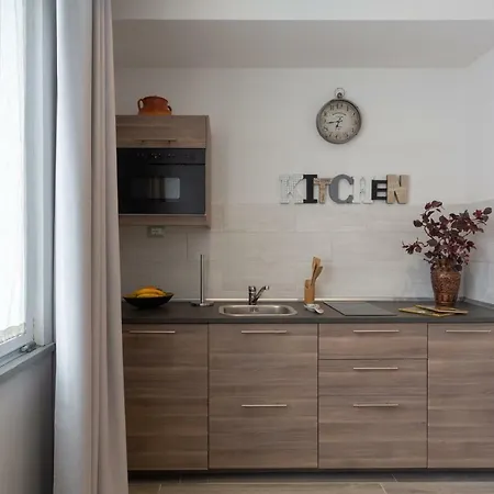 Le Stanze Di Carla! Con Cucina E Bagno Privato Firenze