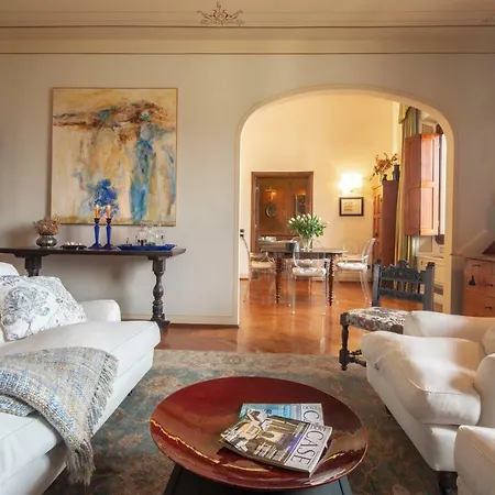 Luxury Panoramic Terrace Apartment