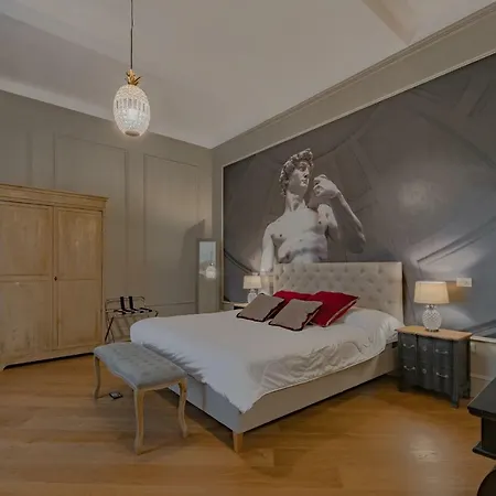 - Teatro Luxury Florence