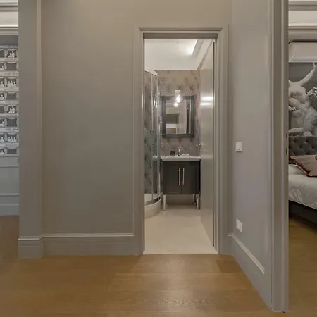 Apartment - Teatro Luxury Florence