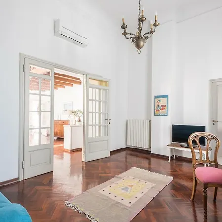 Apartment Leopolda Dream Beautiful Sleeps 5!