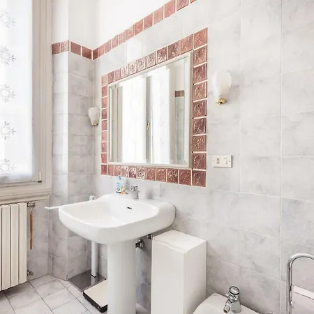 Apartment Leopolda Dream Beautiful Sleeps 5! Florence