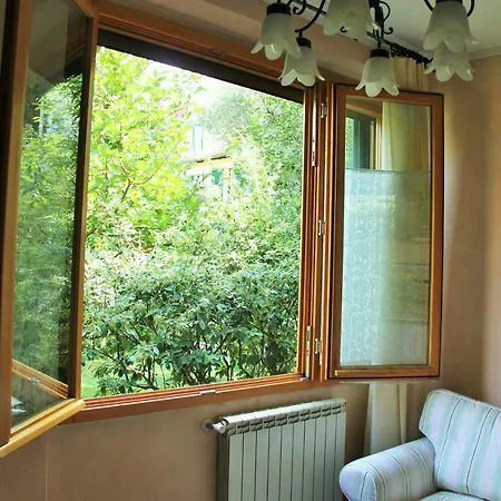 Garden Terrace Oltrarno Apartment *