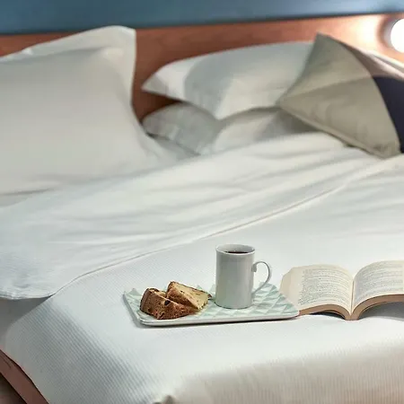 Leopoldo Aparthotel 3*