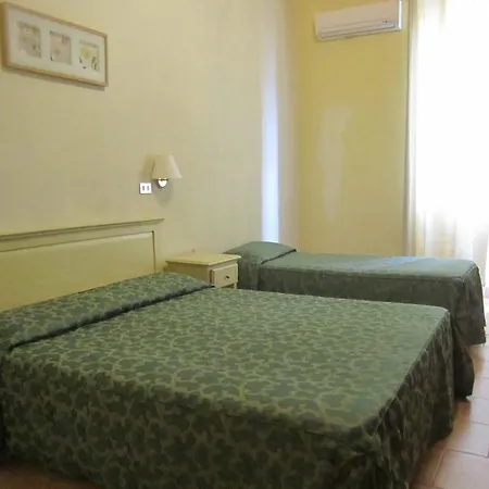 Hotel Savonarola 2*