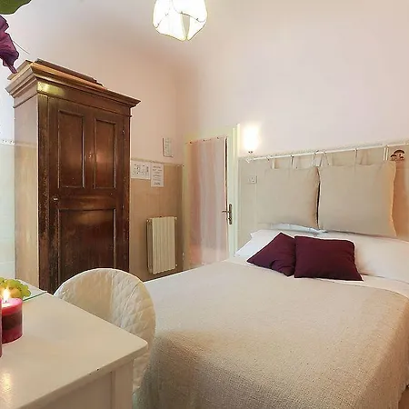 Relais Sampaoli Bed & Breakfast