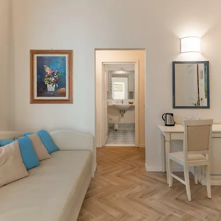 Bed & Breakfast Dimora Salviati 3*