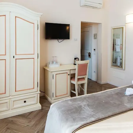 Dimora Salviati 3* Firenze