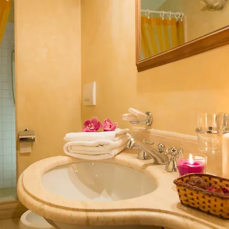 Family Palazzo Salviati Apartment Florence