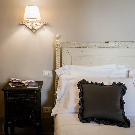 San Pier Novello In Oltrarno B&B 피렌체