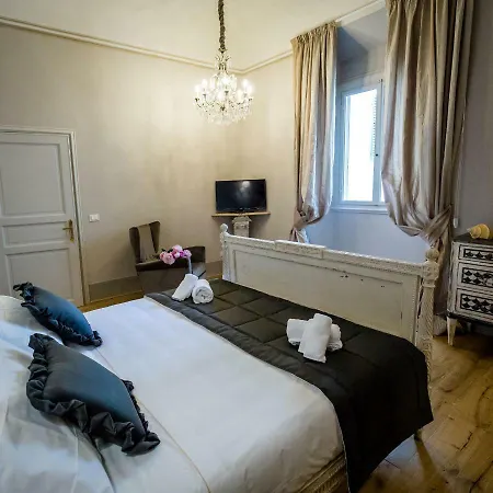 San Pier Novello In Oltrarno B&B 2*