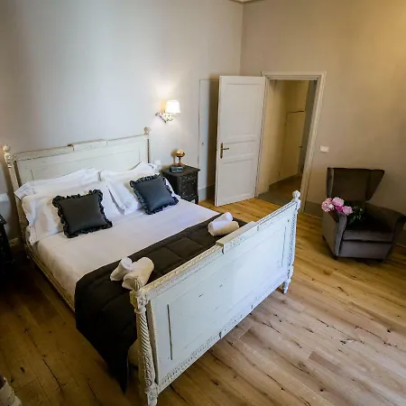 San Pier Novello In Oltrarno B&B