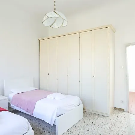 Santo Spirito 3 Bedroom * Florence