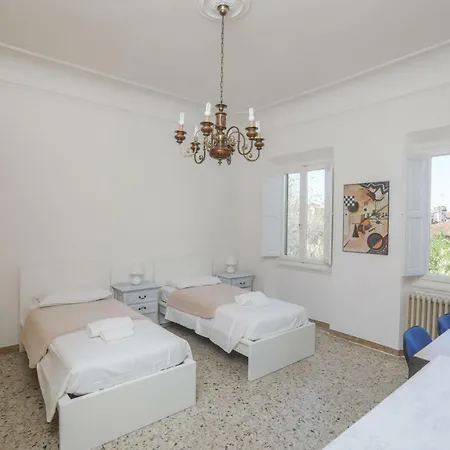 Apartment Santo Spirito 3 Bedroom