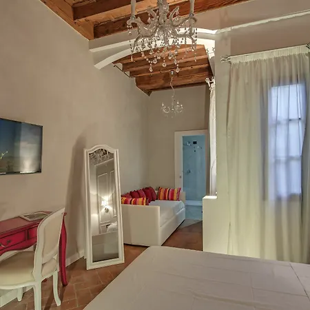 Affittacamere Residenza D'epoca Borgo Albizi