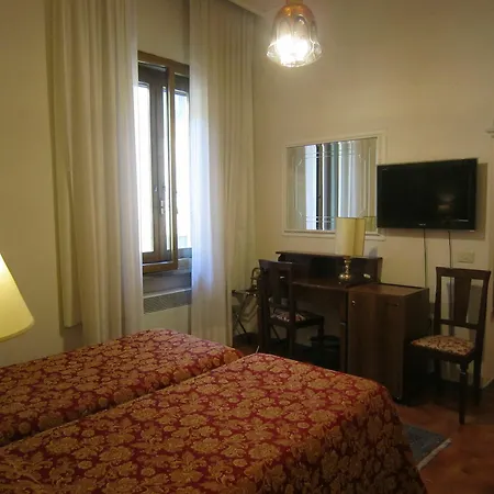 Hotel City 3* Florence