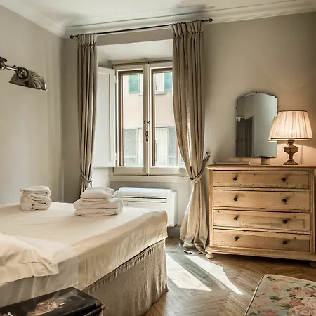 Apartment Luxury Romantic River Florence