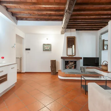 Apartment In Florence