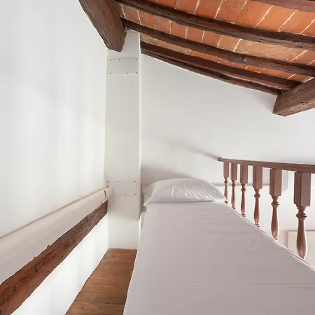 Apartment In Florence