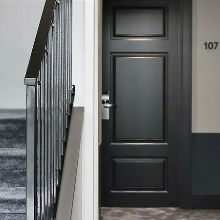 Отель C-hotels Joy