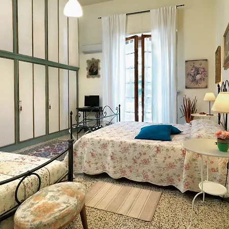 Residenza Oltrarno Florence