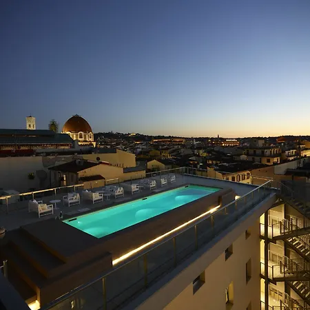Glance In Hotel Florença