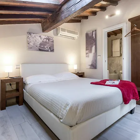 Boutique Santa Maria Novella Florence