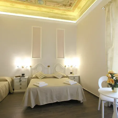 Ferrucci Hotell 3*