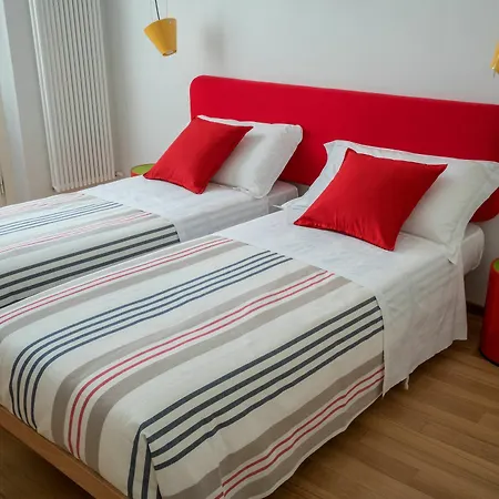 Zip . Design In Couette-café