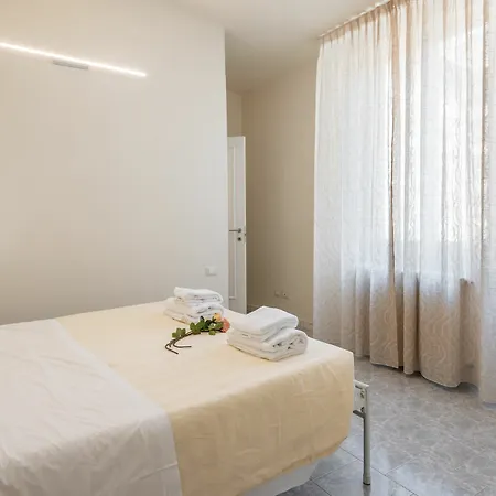 Ognissanti 3 Bedrooms Florence