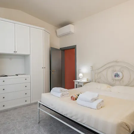 Ognissanti 3 Bedrooms