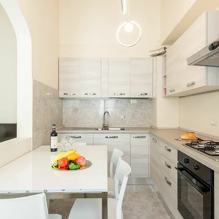Ognissanti 3 Bedrooms Florence