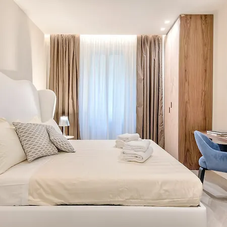 Luxury Blue River By Mmega Apartment