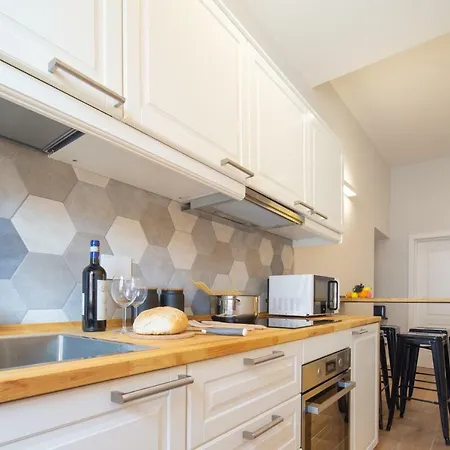 Apartment For Family And Friends