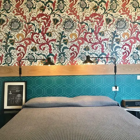 Tasso Hostel *