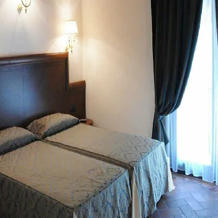 Embassy 4*