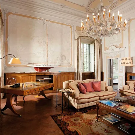 Gallery Art - Lungarno Collection Hotel 4*