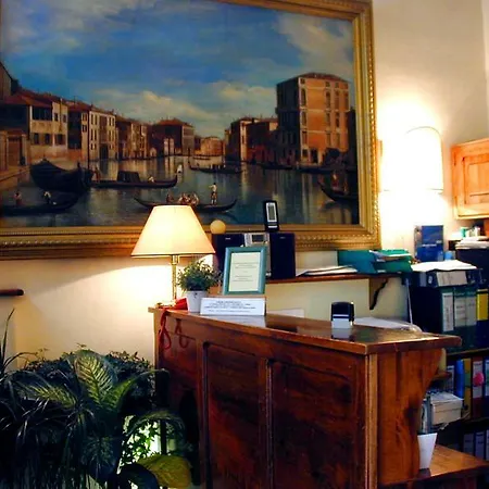 Hotel Airone